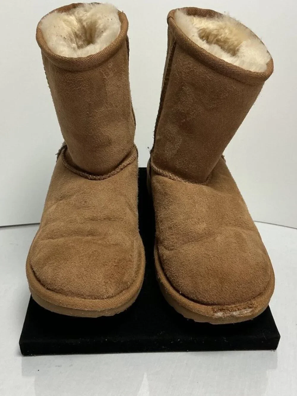UGG classic short